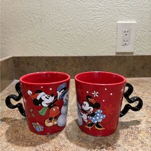 Mickey Mouse and Minnie mouse Disney set of two mugs